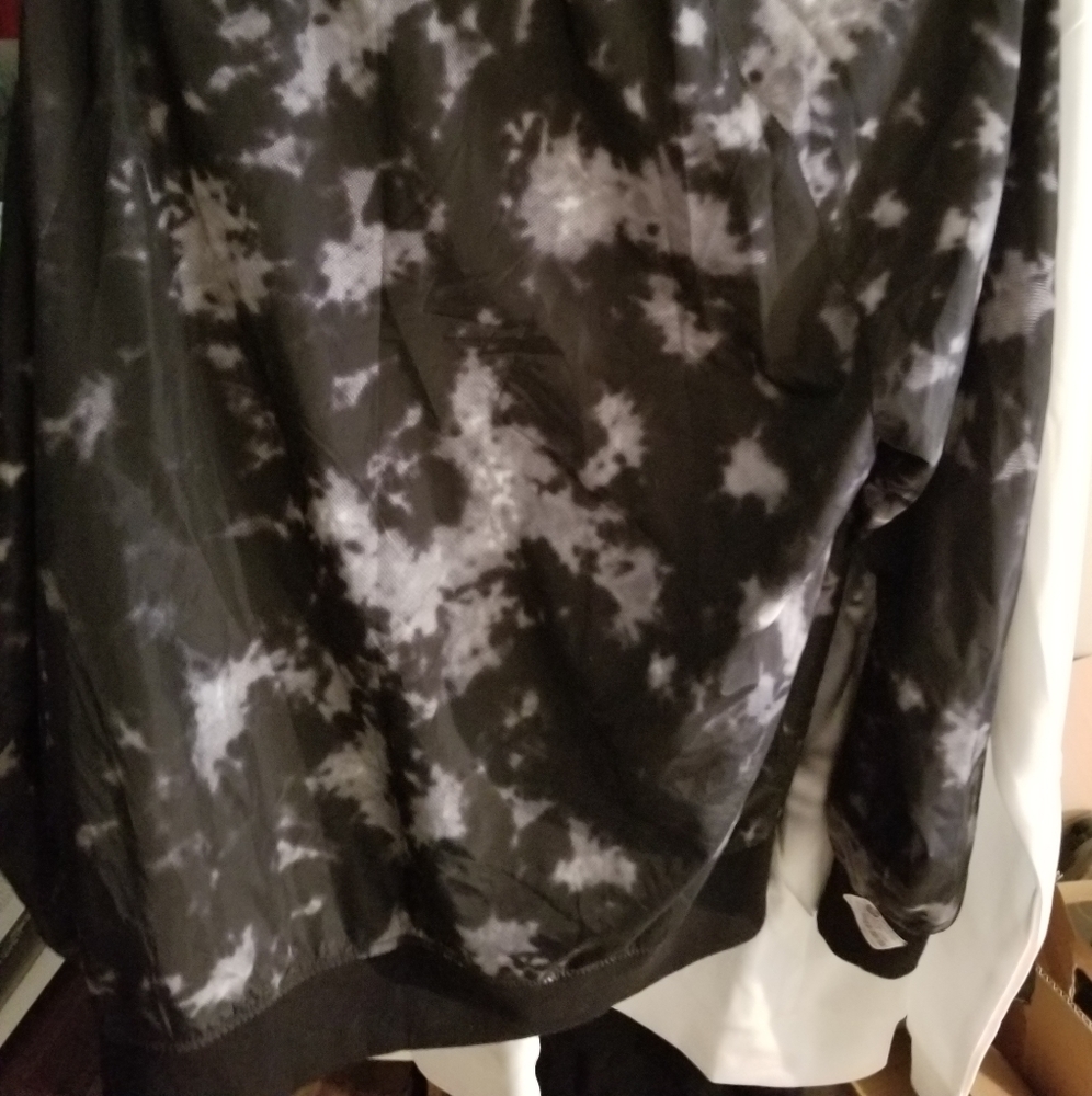 Bomber jacket - Picture 4 of 4
